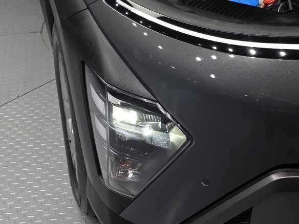 2023 Hyundai Kona II (SX2), серый, 2150000 рублей - вид 4