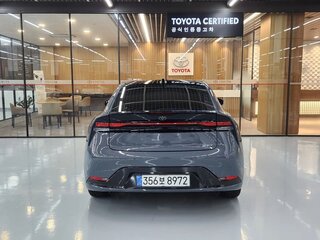2026 Toyota Prius V (XW60), серый, 4350000 рублей, вид 4