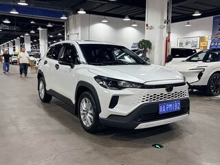 2026 Toyota Corolla Cross I Рестайлинг, белый, 3335111 рублей, вид 3