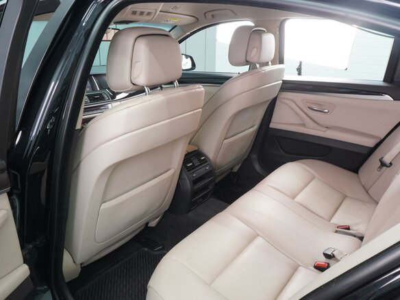 2010 BMW 5 серии 523i VI (F10/F11/F07), чёрный, 1849000 рублей - вид 10