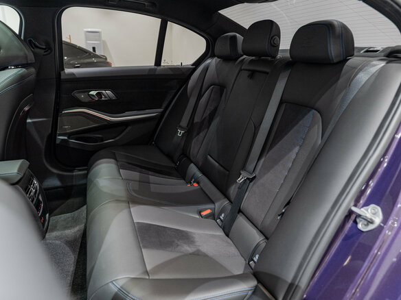 2025 BMW 3 серии 330i VII (G2x) Рестайлинг 2, фиолетовый, 6250000 рублей - вид 19