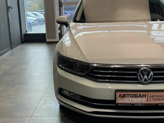 2016 Volkswagen Passat B8, белый, 1679000 рублей, вид 2