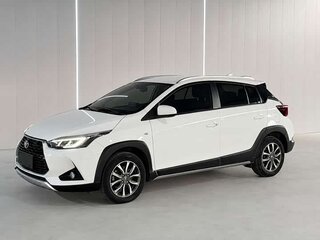 2022 Toyota Yaris L X XP150 Рестайлинг, белый, 1130000 рублей, вид 4