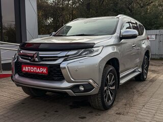 2017 Mitsubishi Pajero Sport III, серебристый, 2049000 рублей, вид 4