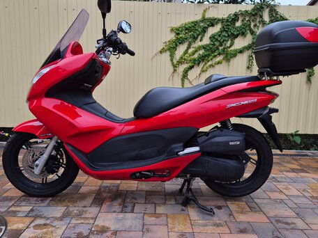2012 Honda PCX 150, красный, 350000 рублей, вид 5