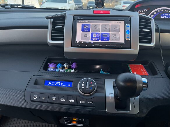 2014 Honda Freed I Рестайлинг 2, белый, 1380000 рублей - вид 13