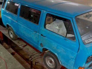 1985 Volkswagen Transporter 4-speed T3, синий, 150000 рублей, вид 1