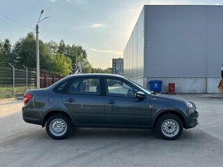 2026 Lada (ВАЗ) Granta I Рестайлинг, серый, 1088000 рублей, вид 4