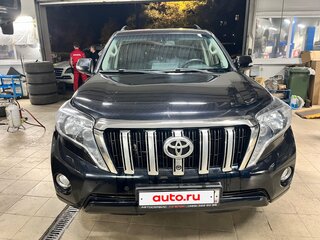 2017 Toyota Land Cruiser Prado 150 Series Рестайлинг 1, чёрный, 3100000 рублей, вид 2