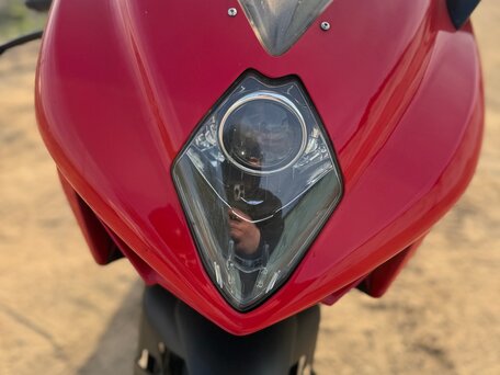 2012 MV Agusta F3 675, красный, 690000 рублей, вид 4
