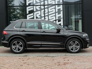 2020 Volkswagen Tiguan II, чёрный, 4199000 рублей, вид 5