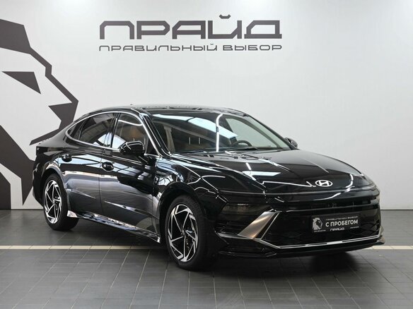 2025 Hyundai Sonata VIII (DN8) Рестайлинг, чёрный, 4319900 рублей - вид 3