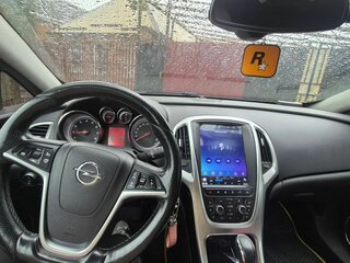 2013 Opel Astra GTC J Рестайлинг, жёлтый, 710000 рублей, вид 5