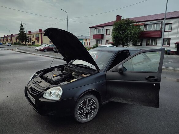2009 Lada (ВАЗ) Priora I, синий, 200000 рублей