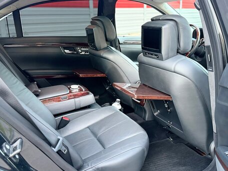 2006 Mercedes-Benz S-Класс 600 Long V (W221), чёрный, 2700000 рублей, вид 2