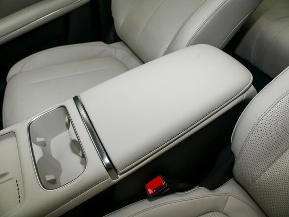 2026 Changan Qiyuan Q05 51.9 kWh II, белый, 2328000 рублей - вид 28