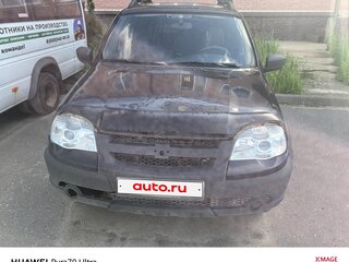 2013 Chevrolet Niva I Рестайлинг, чёрный, 350000 рублей, вид 1