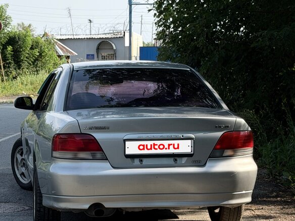1998 Mitsubishi Galant VIII, серый, 300000 рублей - вид 3