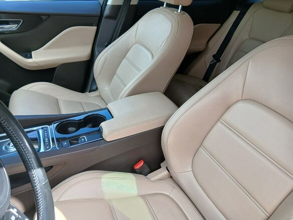 2017 Jaguar F-Pace I, белый, 2250000 рублей - вид 13