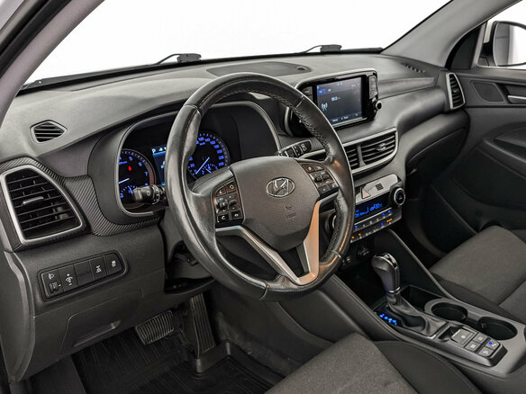 2018 Hyundai Tucson III Рестайлинг, белый, 2220000 рублей - вид 14