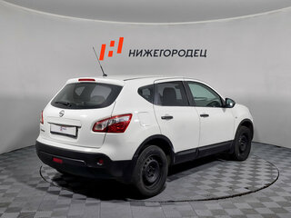 2011 Nissan Qashqai I Рестайлинг, белый, 829000 рублей, вид 5