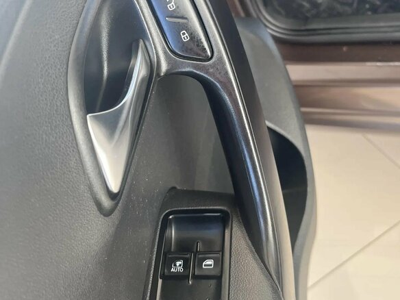 2014 Volkswagen Polo V, коричневый - вид 12
