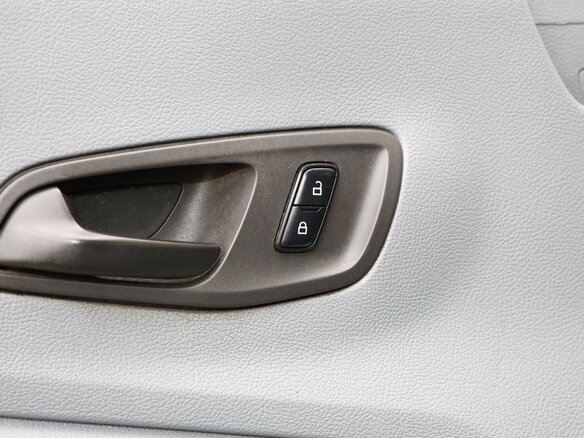 2015 Ford Transit, белый, 1170000 рублей - вид 14