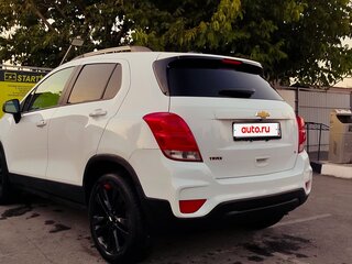 2020 Chevrolet Trax I Рестайлинг, белый, 1400000 рублей, вид 4