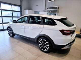 2026 Lada (ВАЗ) Vesta SW Cross I Рестайлинг (NG), белый, 1933000 рублей, вид 2