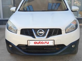 2010 Nissan Qashqai I Рестайлинг, белый, 1100000 рублей, вид 1