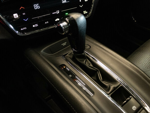 2021 Honda HR-V II Рестайлинг, чёрный, 2184000 рублей - вид 21