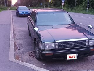 1989 Toyota Crown VIII (S130), синий, 450000 рублей, вид 1