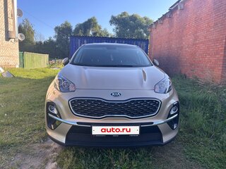 2018 Kia Sportage IV Рестайлинг, золотистый, 1900000 рублей, вид 1