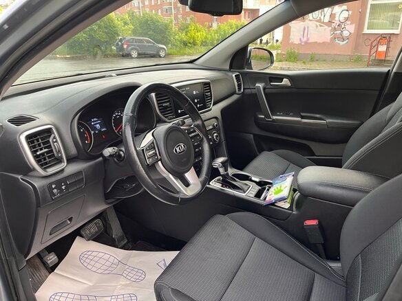 2021 Kia Sportage IV Рестайлинг, серый - вид 5