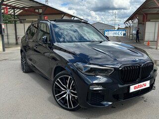2021 BMW X5 40d IV (G05/G18), чёрный, 9000000 рублей, вид 3