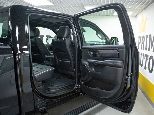 2026 Ram 1500 Crew Cab V Рестайлинг, чёрный, 10499000 рублей - вид 20