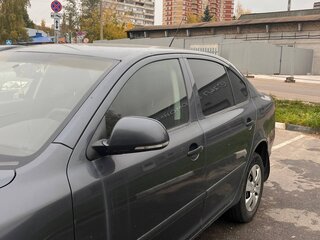 2010 Skoda Octavia II (A5) Рестайлинг, серый, 450000 рублей, вид 3
