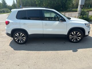 2016 Volkswagen Tiguan Euro 6 I Рестайлинг, белый, 1530000 рублей, вид 2
