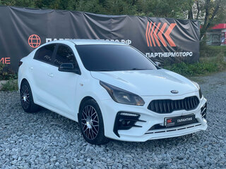 2019 Kia Rio IV, белый, 1179000 рублей, вид 3