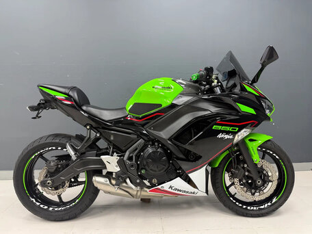 2022 Kawasaki Ninja 650, зелёный, 820000 рублей, вид 1