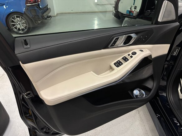 2022 BMW X5 30d IV (G05/G18), чёрный, 10200000 рублей - вид 4
