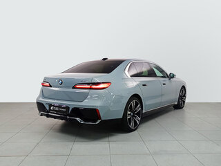 2024 BMW 7 серии 740d xDrive VII (G70), серый, 13400000 рублей, вид 4