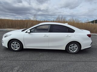 2020 Kia K3 II, белый, 1330000 рублей, вид 4