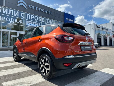 2016 Renault Kaptur I, оранжевый, 1500000 рублей, вид 5