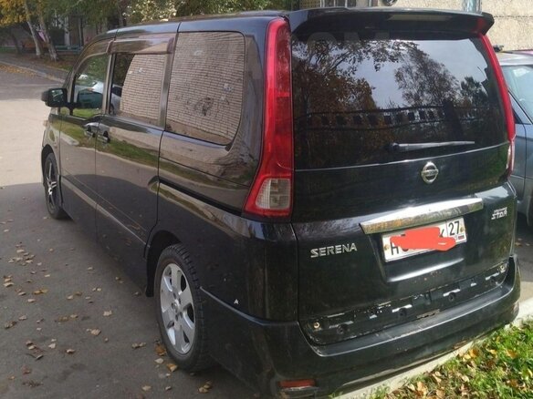 2007 Nissan Serena III (C25), чёрный, 850000 рублей - вид 1