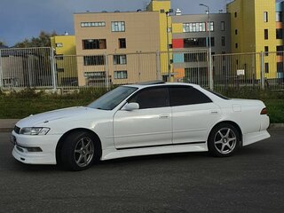 1993 Toyota Mark II VII (X90), белый, 610000 рублей, вид 2