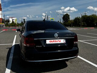 2017 Volkswagen Polo V Рестайлинг, чёрный, 950000 рублей, вид 5