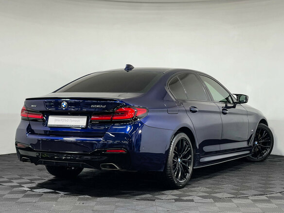 2021 BMW 5 серии 530d xDrive VII (G30/G31/G38) Рестайлинг, синий, 5348000 рублей - вид 1