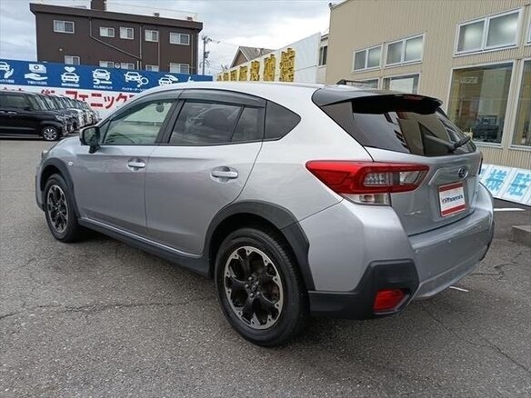 2022 Subaru XV II Рестайлинг, серебристый - вид 6