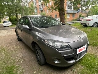 2010 Renault Megane III, серебристый, 650000 рублей, вид 2